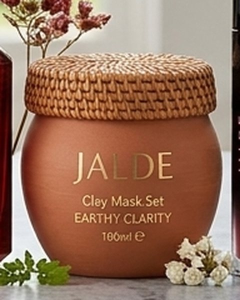 Earthy Clarity Clay Mask - Masks in Pakistan