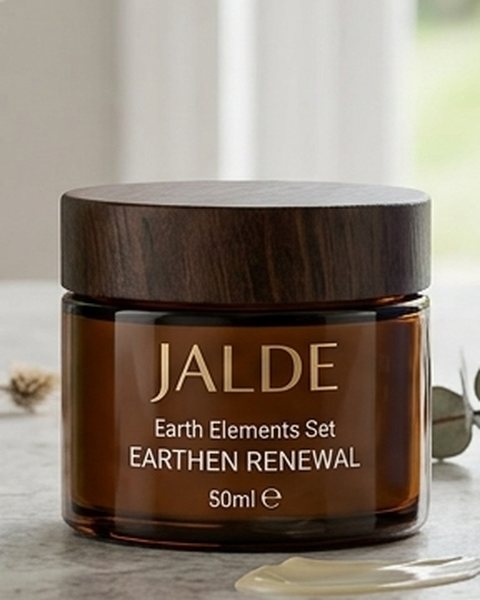 Earthen Renewal Cream - Moisturizers in Pakistan